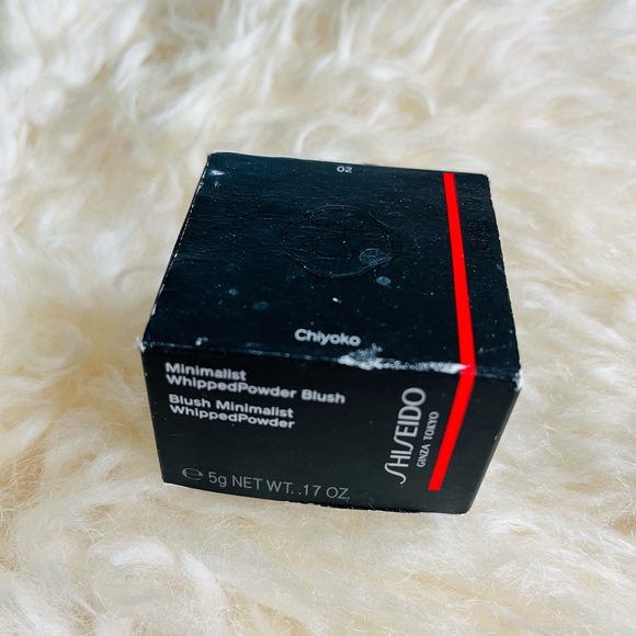 Blush - Picture 3 of 3